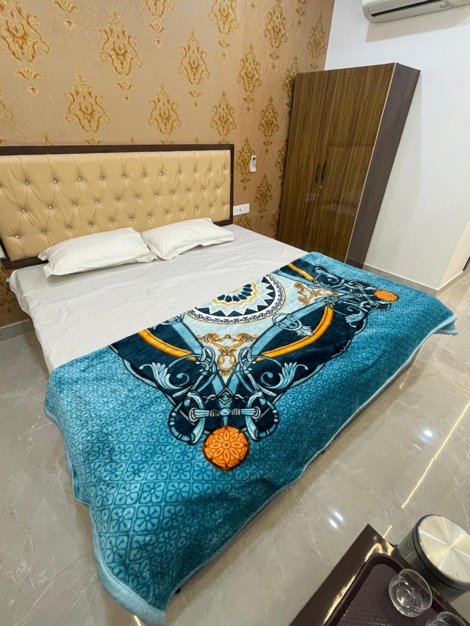 바라나시 Kashi Imperial B&B 외부 사진